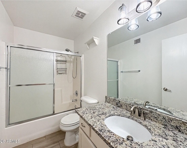 18819 N 39th Way - Photo Thumbnail 26