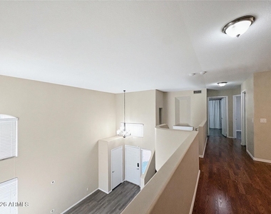 18819 N 39th Way - Photo Thumbnail 18