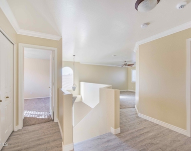 16036 N 11th Avenue - Photo Thumbnail 9
