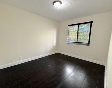 3118 Coral Ridge Drive - Photo Thumbnail 16