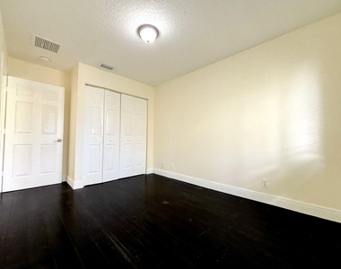 3118 Coral Ridge Drive - Photo Thumbnail 17