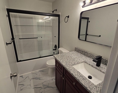2976 Se Bonita Street - Photo Thumbnail 3
