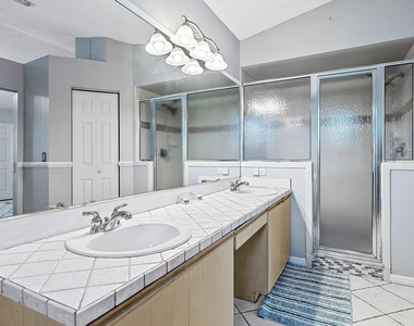 414 Sw Lairo Avenue - Photo Thumbnail 16