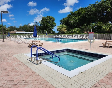 8934 Sunnywood Place - Photo Thumbnail 48