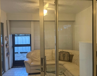 8934 Sunnywood Place - Photo Thumbnail 34