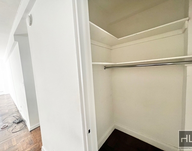 East 69 Street - Photo Thumbnail 10