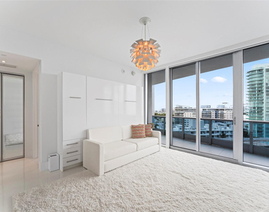 5959 Collins Avenue - Photo Thumbnail 23