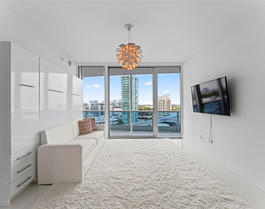 5959 Collins Avenue - Photo Thumbnail 22