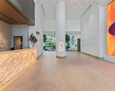 5959 Collins Avenue - Photo Thumbnail 57