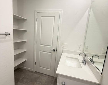 3068 E Lily Jane Way - Photo Thumbnail 19