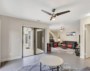 363 Prestwick Circle - Photo Thumbnail 8