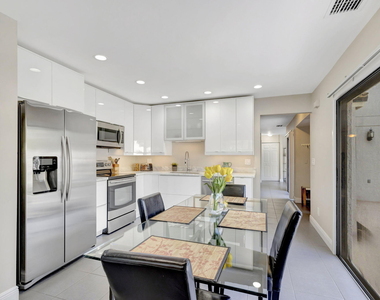 363 Prestwick Circle - Photo Thumbnail 12