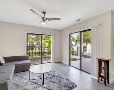 363 Prestwick Circle - Photo Thumbnail 7