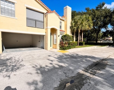 106 Belmont Place - Photo Thumbnail 16