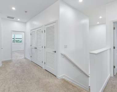 14131 Sw Thorens Drive - Photo Thumbnail 19