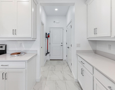 14131 Sw Thorens Drive - Photo Thumbnail 15
