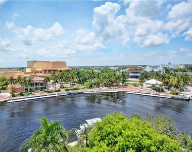 401 Sw 4th Avenue - Photo Thumbnail 2