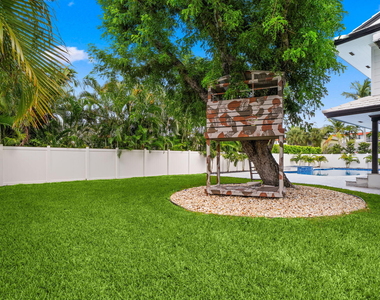 5100 Ne 30th Terrace - Photo Thumbnail 30