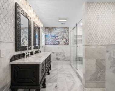 5100 Ne 30th Terrace - Photo Thumbnail 16
