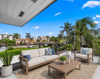 5100 Ne 30th Terrace - Photo Thumbnail 15