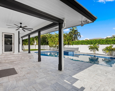 5100 Ne 30th Terrace - Photo Thumbnail 27