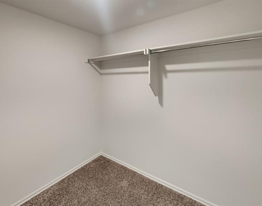 10005 Wessex Drive - Photo Thumbnail 8