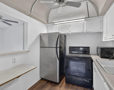 104 E Easthampton E - Photo Thumbnail 26