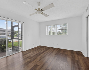 104 E Easthampton E - Photo Thumbnail 18