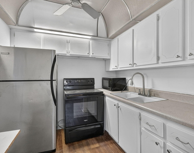 104 E Easthampton E - Photo Thumbnail 13