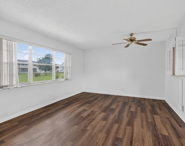 104 E Easthampton E - Photo Thumbnail 21