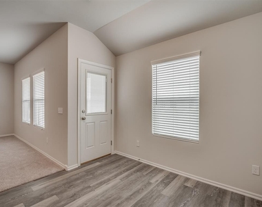 1009 S Colt Lane - Photo Thumbnail 21