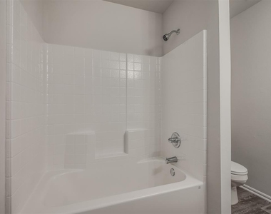1009 S Colt Lane - Photo Thumbnail 31