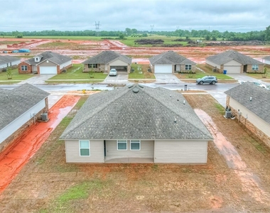 1009 S Colt Lane - Photo Thumbnail 49