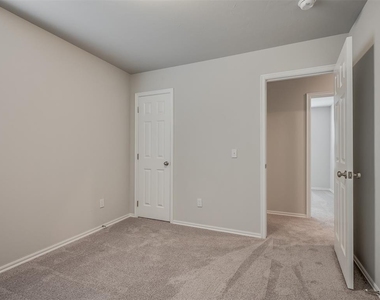 1009 S Colt Lane - Photo Thumbnail 35