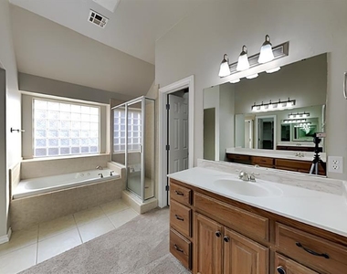 11733 Cherry Point Lane - Photo Thumbnail 12