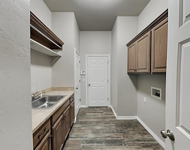11733 Cherry Point Lane - Photo Thumbnail 18