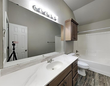 11733 Cherry Point Lane - Photo Thumbnail 16