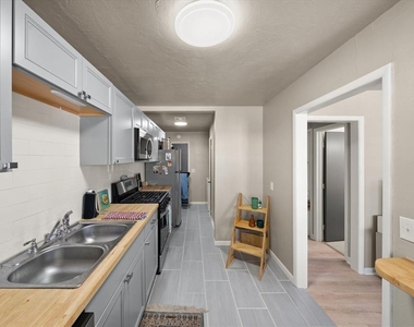 920 E Wayne Street - Photo Thumbnail 8