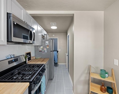 920 E Wayne Street - Photo Thumbnail 12