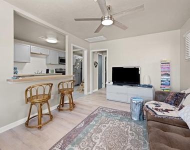 920 E Wayne Street - Photo Thumbnail 7