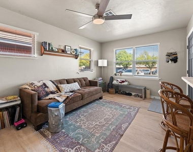 920 E Wayne Street - Photo Thumbnail 6