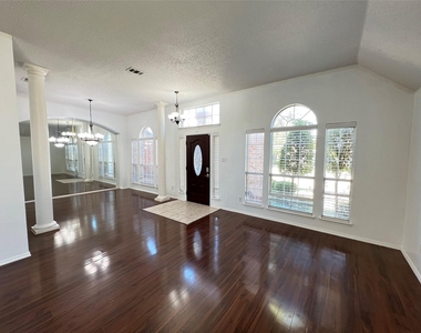429 N Waterford Oaks Drive - Photo Thumbnail 20