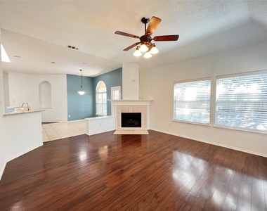 429 N Waterford Oaks Drive - Photo Thumbnail 7