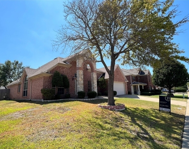 429 N Waterford Oaks Drive - Photo Thumbnail 10