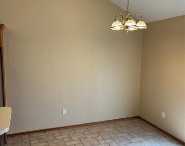 8204 Prairie Ridge Road - Photo Thumbnail 8