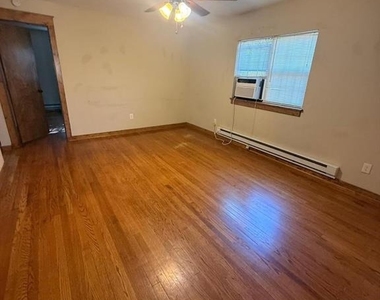 2645 13th Street - Photo Thumbnail 7