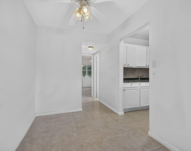 210 Canterbury J - Photo Thumbnail 2