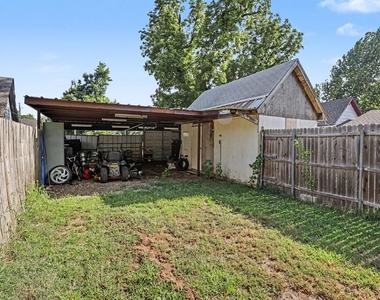 207 E Juniper Lane - Photo Thumbnail 20