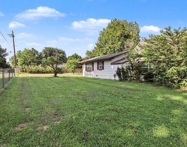 207 E Juniper Lane - Photo Thumbnail 24