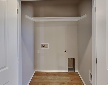 9113 Nw 127th Terrace - Photo Thumbnail 11